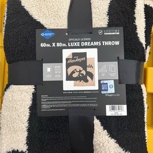 Iowa Hawkeyes Luxe Dreams Throw